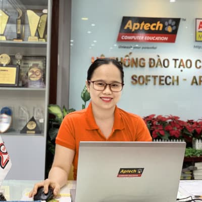 Tư vấn viên